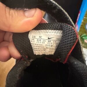 Nike Kids Black and Red Sneakers 7C